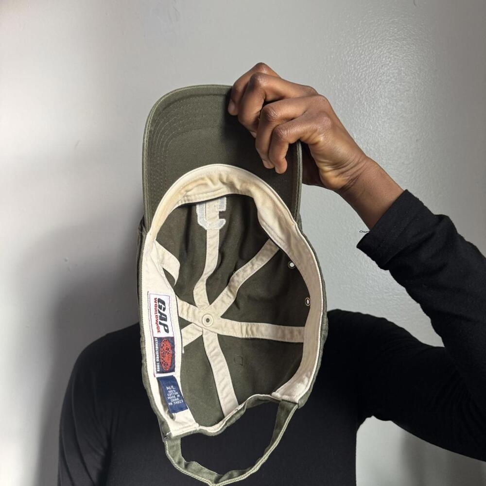 Vintage unisex Gap Worldwide G" initial patch cap in a faded‎ olive M/L - Picture 5 of 6